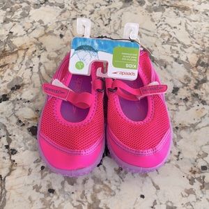 Kids Speedo shoes.  Size 9-10 toddler.